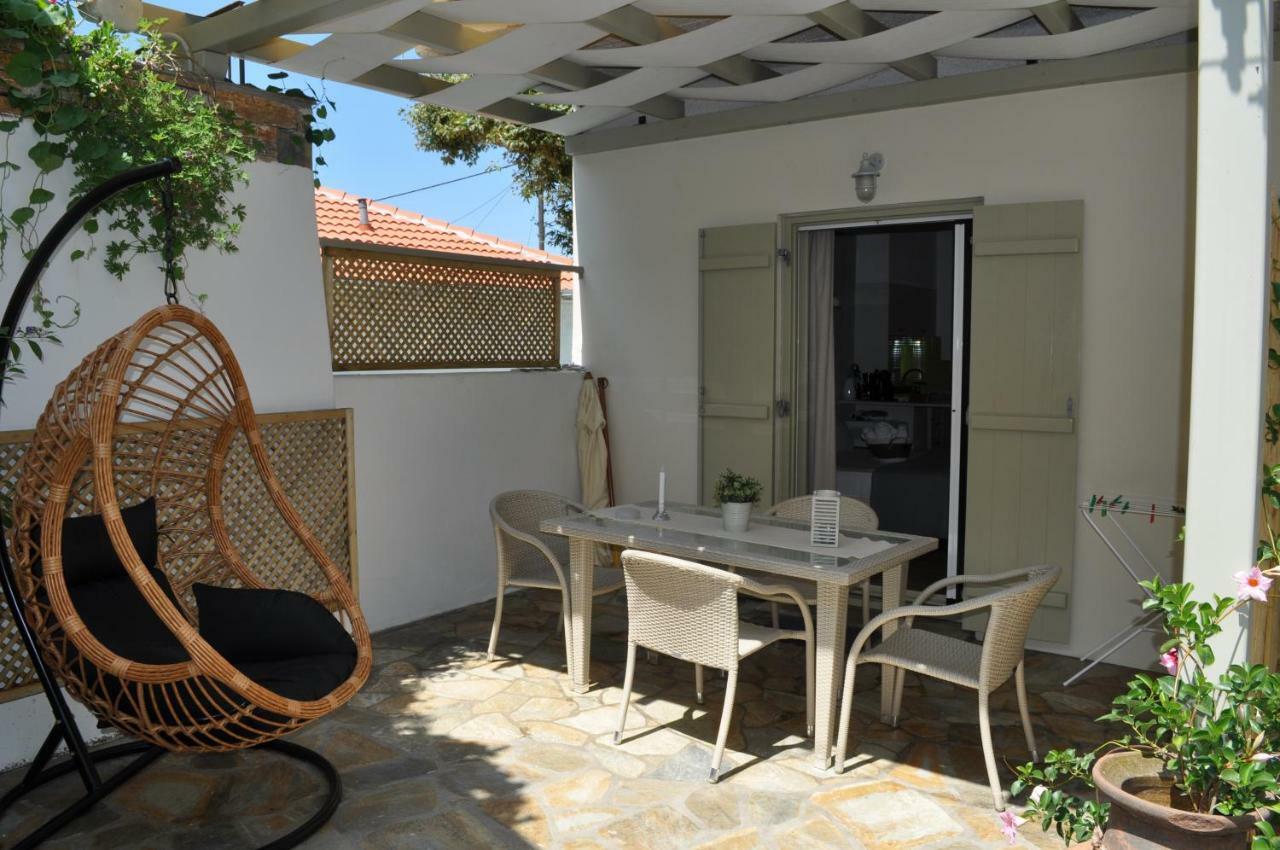 Studios Yalos Χορευτό Εξωτερικό φωτογραφία